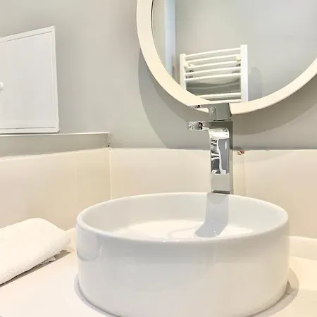 #g4 Petit Paris Quiet Fully-equipped Apartman *